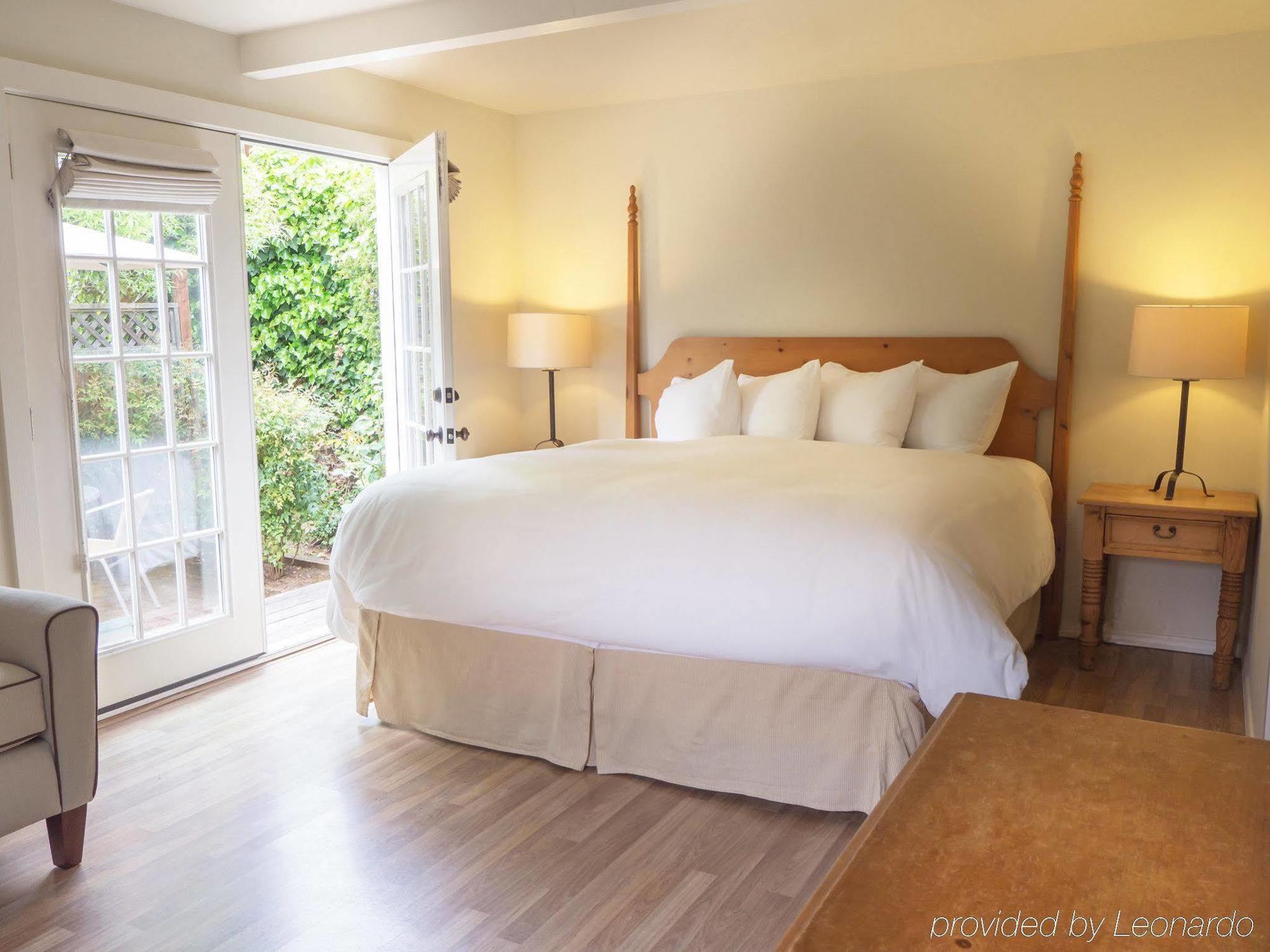 Wine Country Inn Jacksonville Bagian luar foto